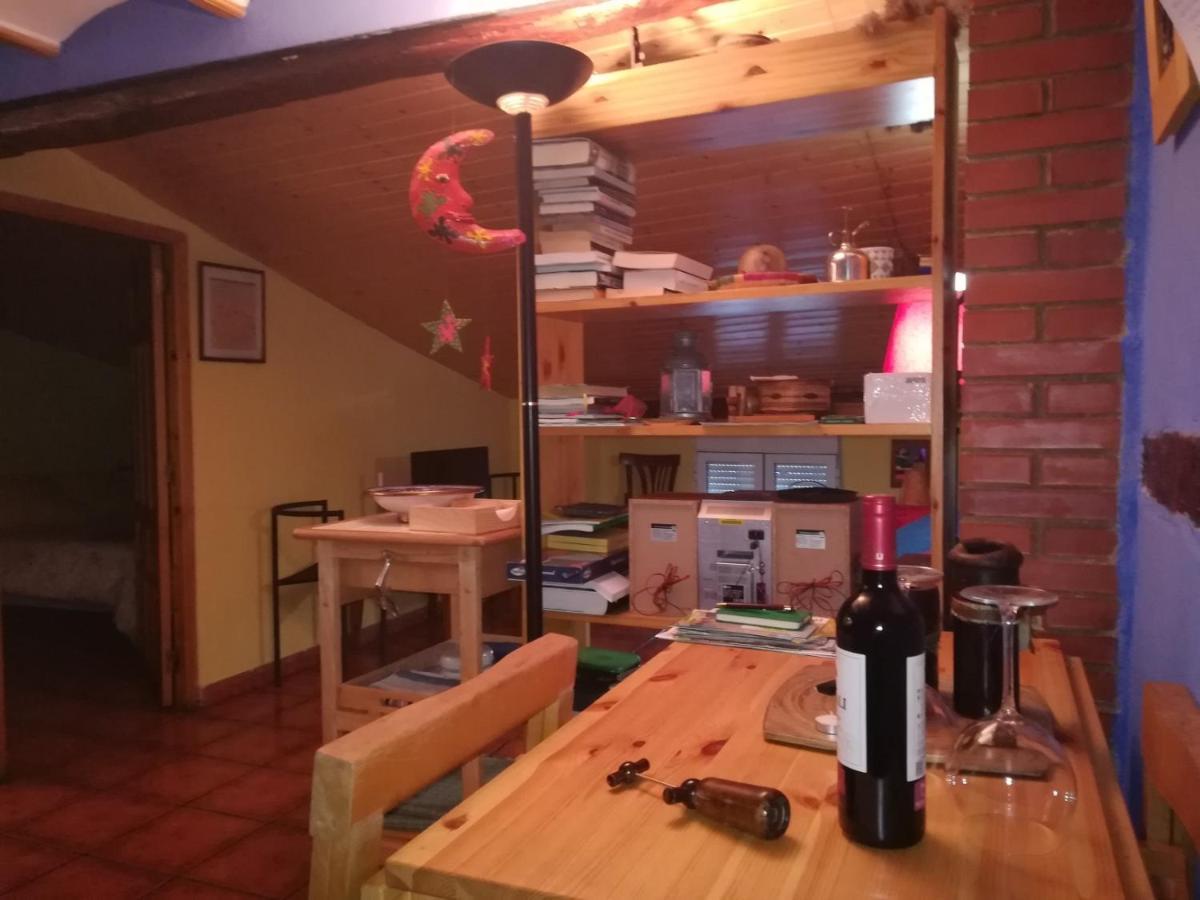 Casa Valentina Y La Buhardilla Appartement Salvacanete Buitenkant foto